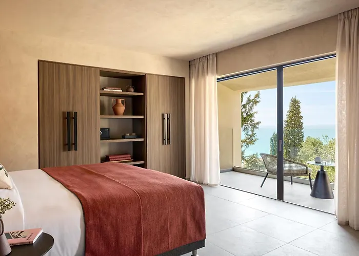 Ella Alkyna - Adults Only 5*